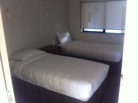 Ocean Waves Motel