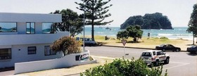Ocean Waves Motel