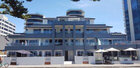 The Pavilions Beachfront Apartments