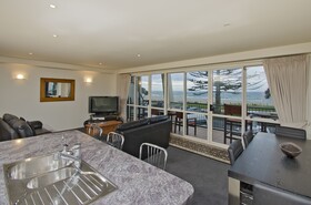 The Pavilions Beachfront Apartments