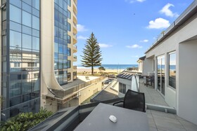The Pavilions Beachfront Apartments