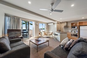 The Pavilions Beachfront Apartments