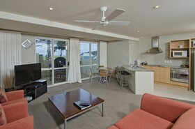 The Pavilions Beachfront Apartments