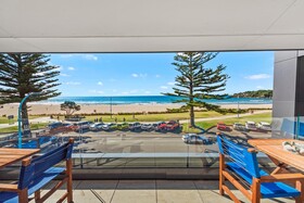 The Pavilions Beachfront Apartments