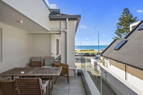 The Pavilions Beachfront Apartments