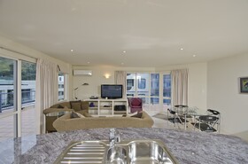 The Pavilions Beachfront Apartments
