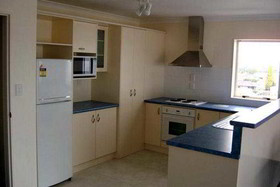 Breakwater Apartments