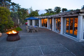 Ahu Ahu Beach Villas