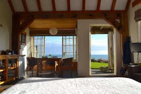 Ahu Ahu Beach Villas
