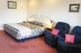 Bks Egmont Motor Lodge