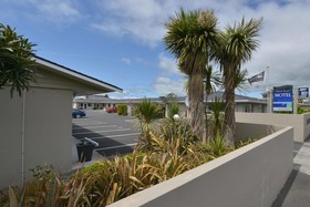 Beach Street Motel Apartments