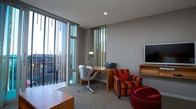 King & Queen Hotel Suites