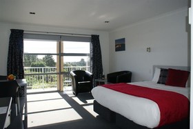 Pukekura Motor Lodge