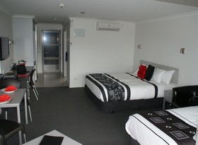 Pukekura Motor Lodge
