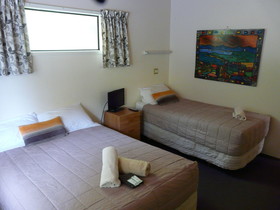 Sunflower Lodge