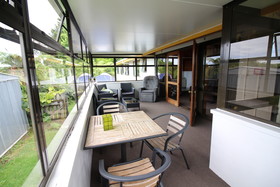Sunflower Lodge