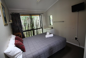 Sunflower Lodge