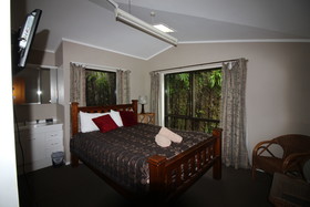 Sunflower Lodge