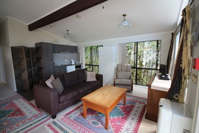 Sunflower Lodge