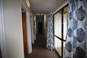 Sunflower Lodge