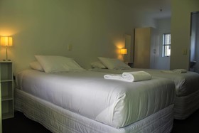 Tehenui Lodge