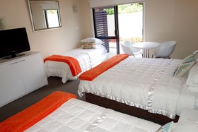 The Devon Hotel & Conference Center