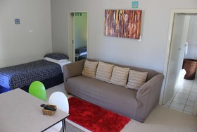 Jack and Di’s Motel Lodge