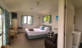 Oakura Beach Holiday Park