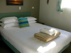 Oakura Beach Holiday Park
