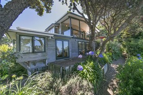 Beachfront Enclosure Bay