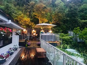 Waters Edge Holiday Home