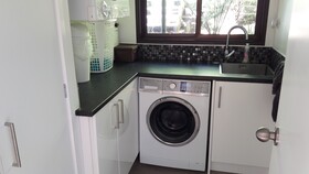 Waters Edge Holiday Home