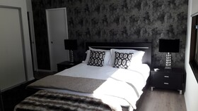 Waters Edge Holiday Home
