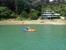 Waters Edge Holiday Home