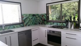 Waters Edge Holiday Home
