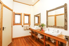 Mangarara Eco Lodge