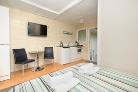 Aarangi Tui Motel
