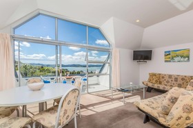Aloha Seaview Resort Motel