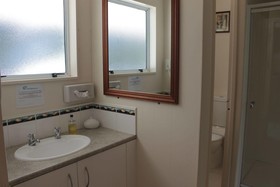 Ash Grove Boutique Motel