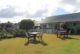 Ash Grove Boutique Motel