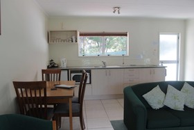 Ash Grove Boutique Motel