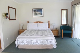 Ash Grove Boutique Motel