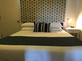 Bounty Motel