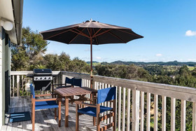 Sunseeker Cottages Motel