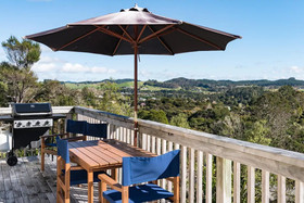 Sunseeker Cottages Motel