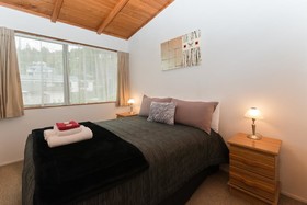 Swiss Chalet Lodge Motel