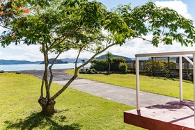 Te Tiriti Beach House