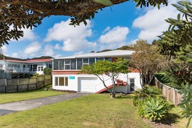 Te Tiriti Beach House