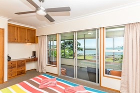 Te Tiriti Beach House