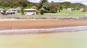 Te Tiriti Beach House